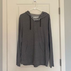 Men’s Banana Republic vintage style pullover